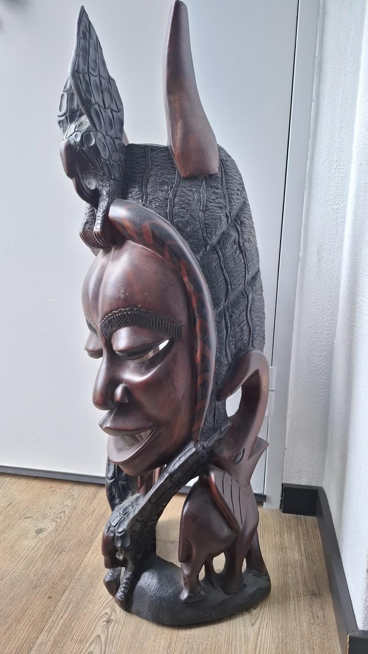 Hoog Afrikaans beeld