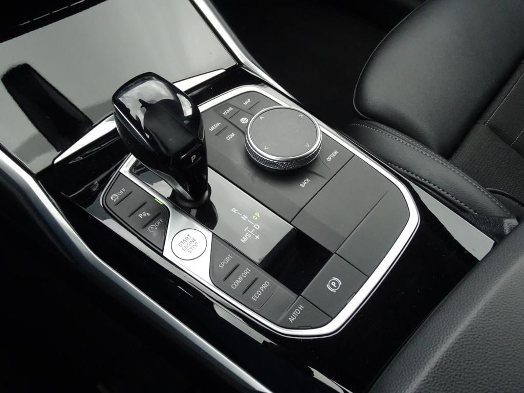 BMW 3-serie touring 318i executive edition sportline