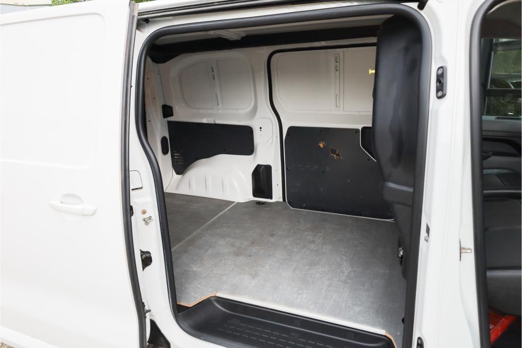 Toyota Proace 2.0d 177pk medium aut. comfort master lm i xenon i 2xschuifde