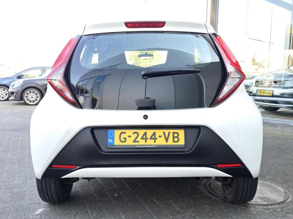 Toyota Aygo 1.0 vvt-i x-fun