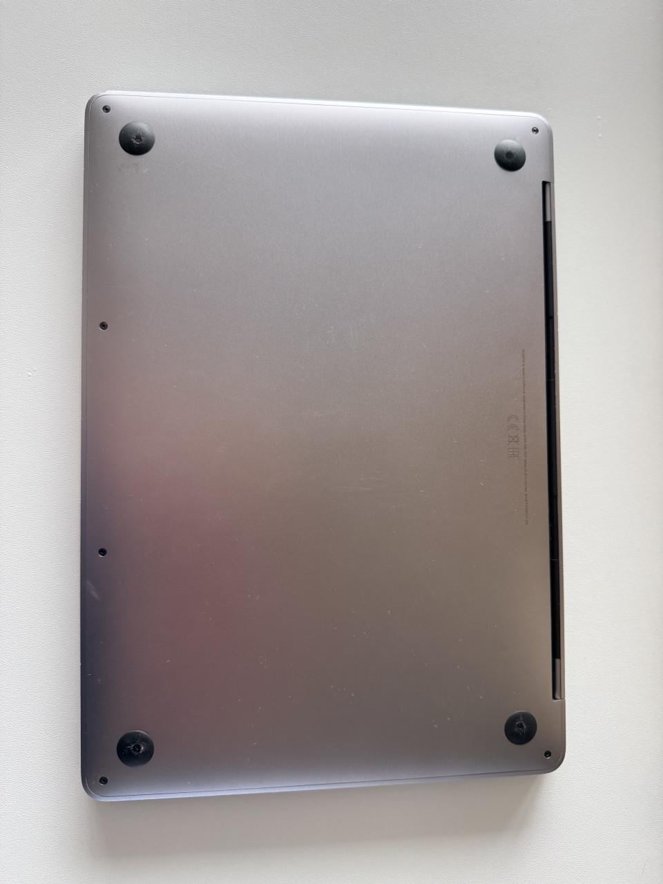 MacBook Pro 13" Touchbar