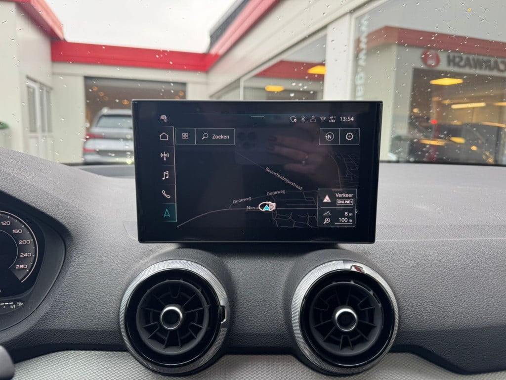 Audi Q2 35 tfsi s edition
