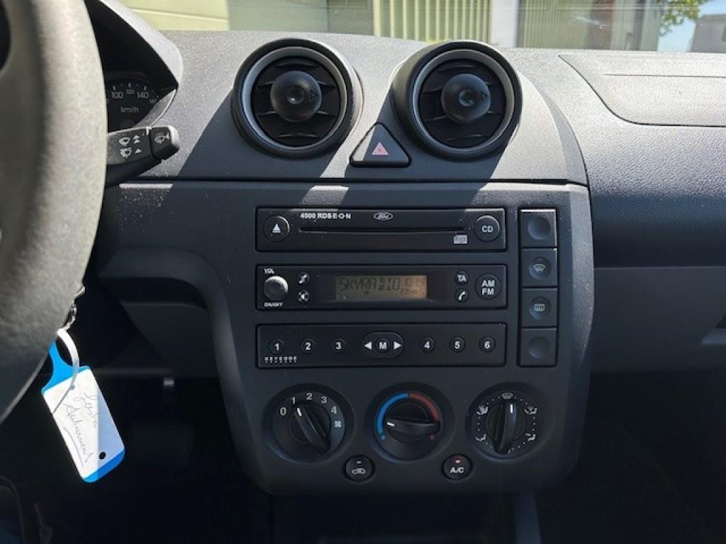 Ford Fiesta 1.4 - 16v trend automaat