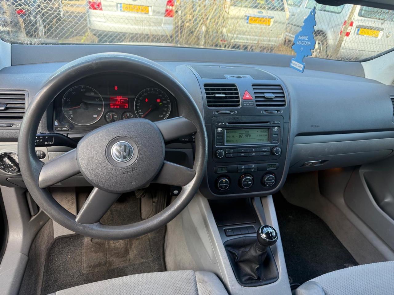 Volkswagen Golf 1.6 FSI Comfortline