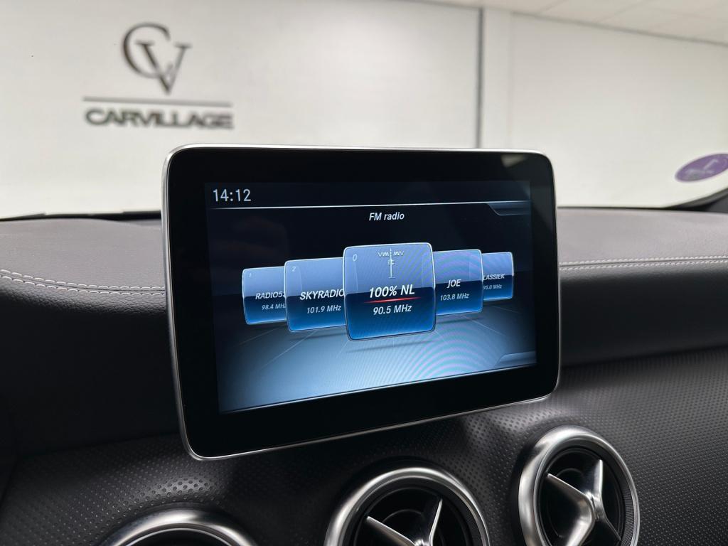 Mercedes-Benz A-Klasse 180 amg line | magno grey | keyless go | trekhaak |