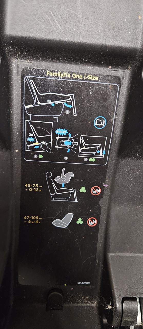 Maxi Cosi Pebble + Familyfix base