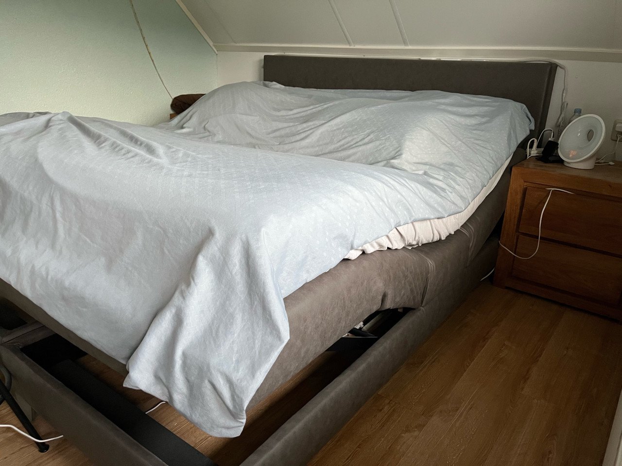 Elektrisch verstelbaar tweepersoonsbed boxspring