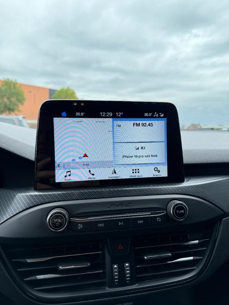 Ford Focus 1.0 ecoboost st line business