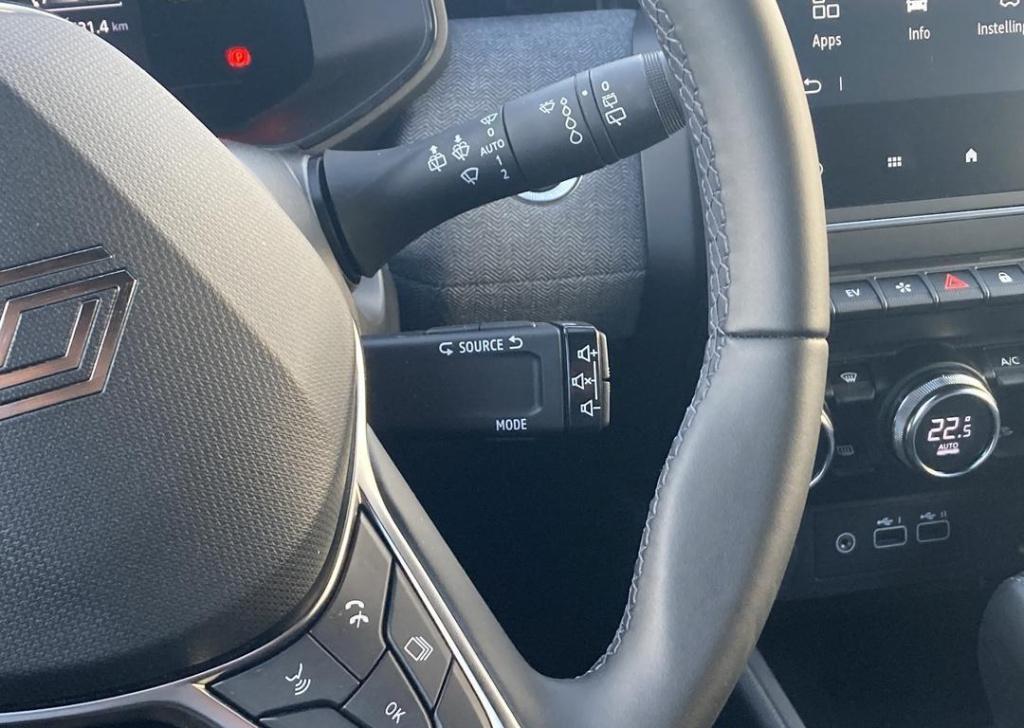 Renault Clio 1.6 e-tech full hybrid 145 techno