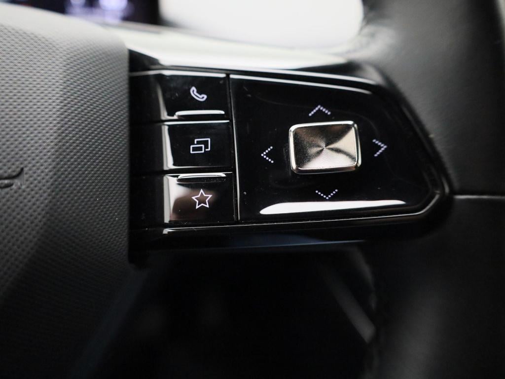 MG Mg4 long range luxury 64 kwh | navi | led koplampen | 360 camera | carpl