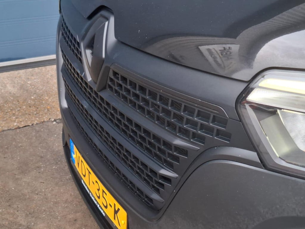 Renault Master t35 2.3 dci 180 l2h2 energy airco / cruise controle / camera