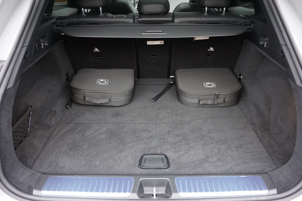 Mercedes-Benz Eqe suv 350 + l amg line 91 kwh mbux 2024 l airmatic l achter