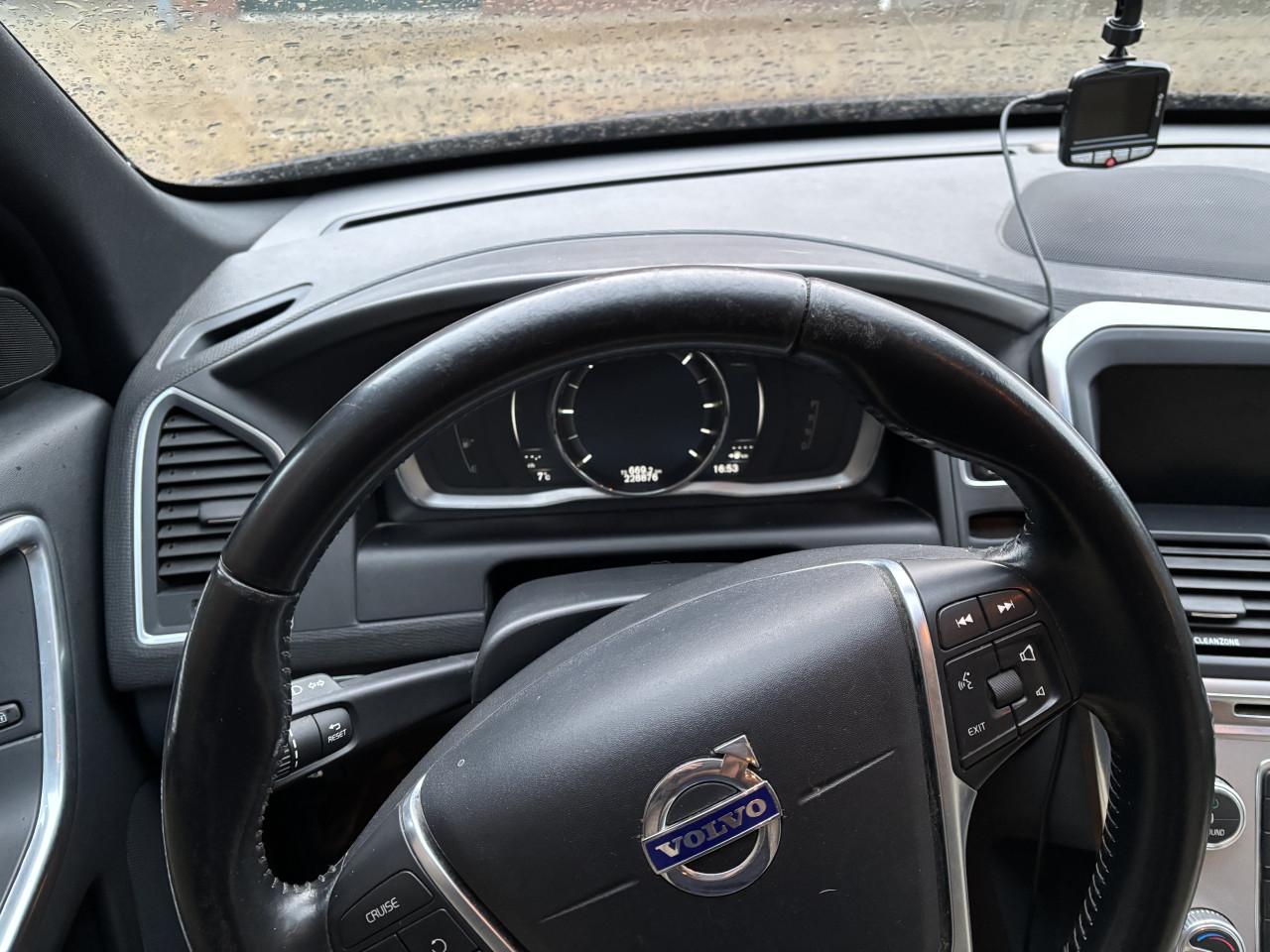 VOLVO XC60 polar+ van 2017