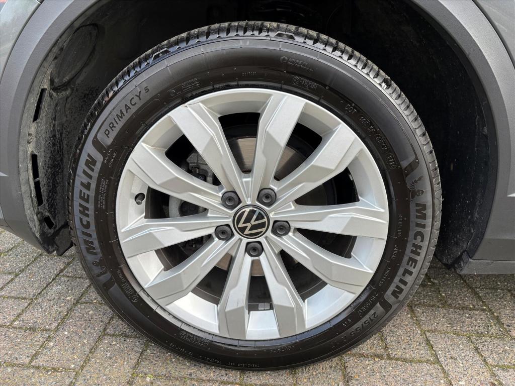 Volkswagen T-roc 1.5 tsi 150pk sport 6 hand|camera|carplay|led|rijklaarprij