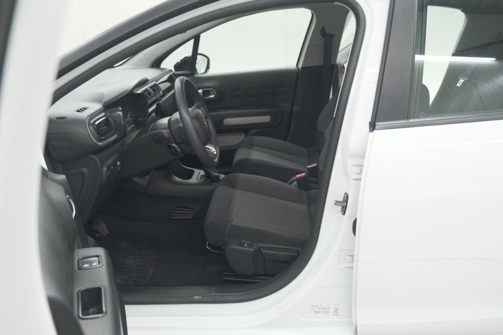 Citroen C3 Aircross puretech 82 feel | apple carplay | climate control | 15
