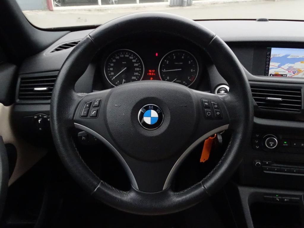 BMW X1 sdrive18i executive automaat | leder | bluetooth