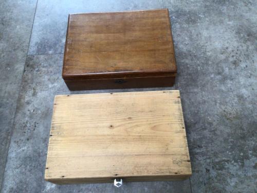 Twee brocante naai dozen
