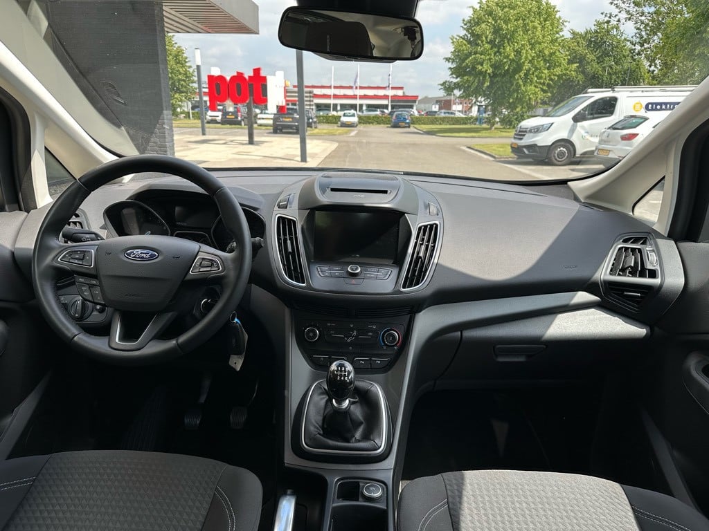 Ford C-max 1.0 ambiente // 55.000km //