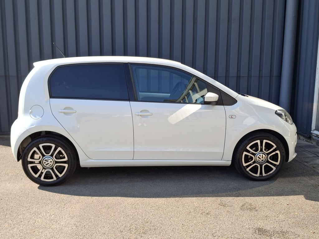 Volkswagen UP! 1.0 high up! bluemotion 5-deurs | stoelverwarming | navi | b