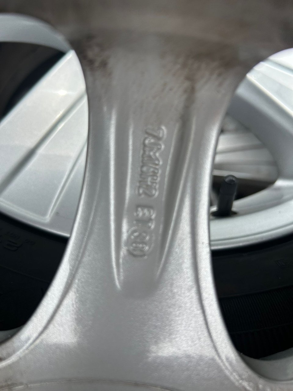 ANZO LM VELGEN 16 INCH MET BANDEN
