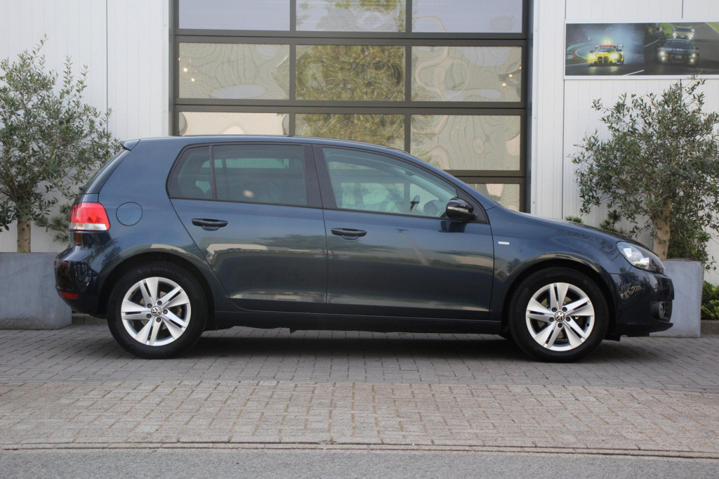 Volkswagen Golf 1.2 tsi match - half leder - nieuwe distr ketting - stoelve