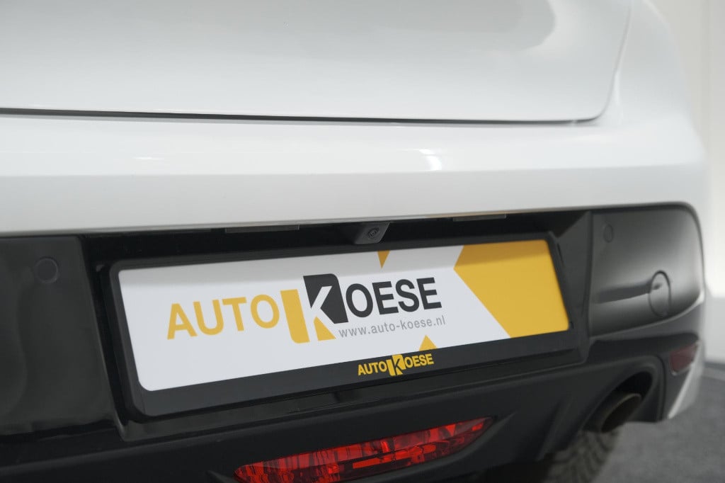 Peugeot 208 puretech 100 allure pack | camera | apple carplay | stoelverwar
