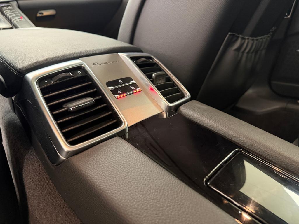 Porsche Panamera 3.0 s e-hybrid | org. nl | 1e. eigenaar | night blue metal