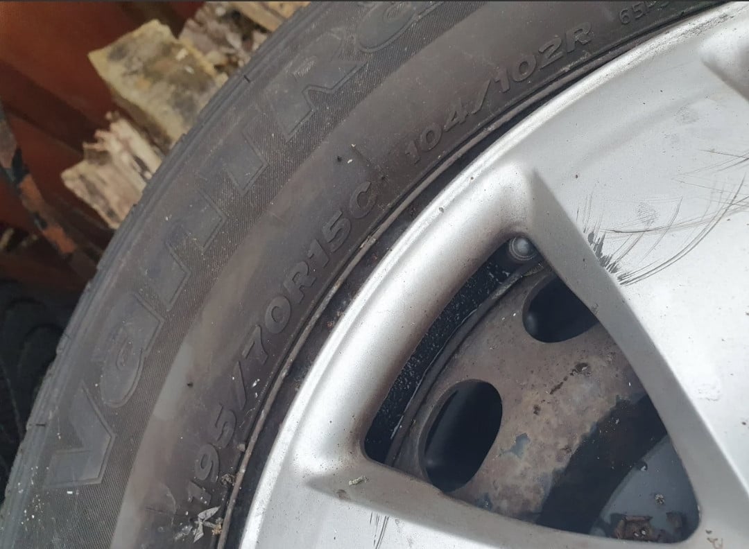 4banden met velg dop | bezorgen mogelijk.