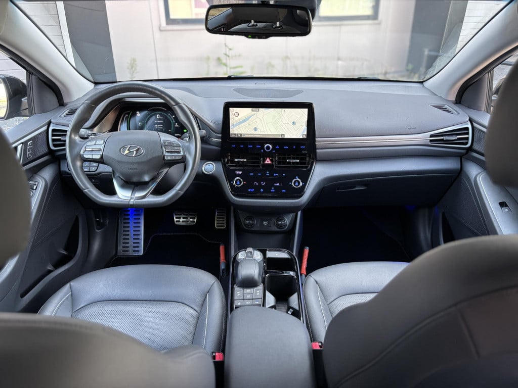 Hyundai Ioniq premium ev 38 kwh | navigatie | camera | adapt. cruise contro