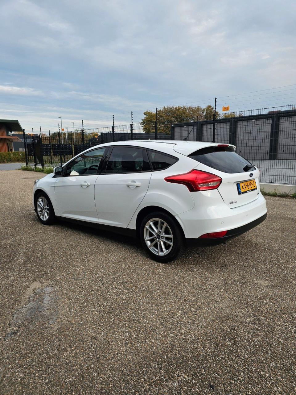 Ford Focus 1.0 Turbo EcoBoost 5-deurs - Zeer nette auto!