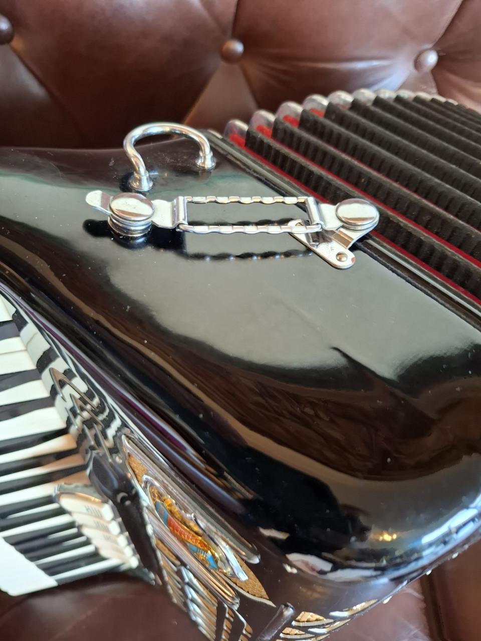 Accordion Accordiola Mignon 80 bas