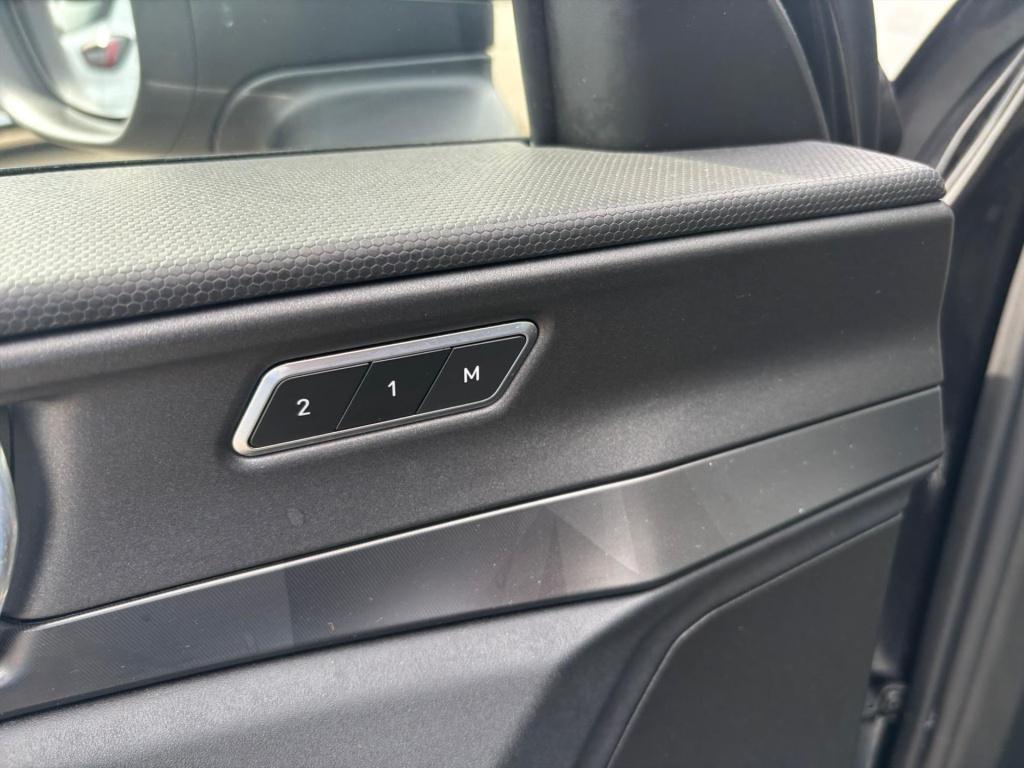 Lynk & Co 01 261pk phev 7dcth , panoramadak , adaptive cc , 360gr camera , 