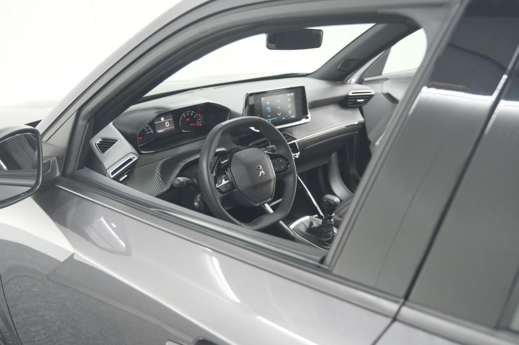Peugeot 2008 puretech 130 active | camera | apple carplay | parkeersensoren