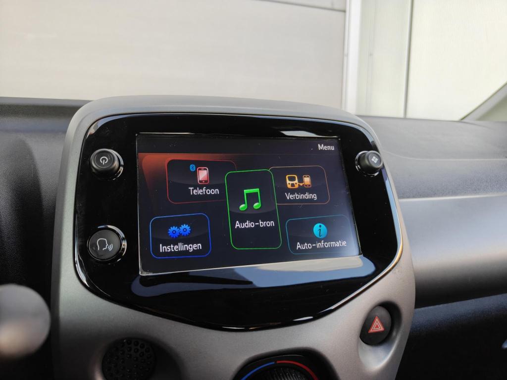 Toyota Aygo 1.0 vvt-i x-play camera/apple carplay/android auto