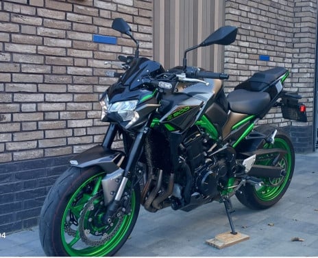 Kawasaki Z900 ABS  bj mei 2023 km stand is nu 2650km  prijs 9999,-