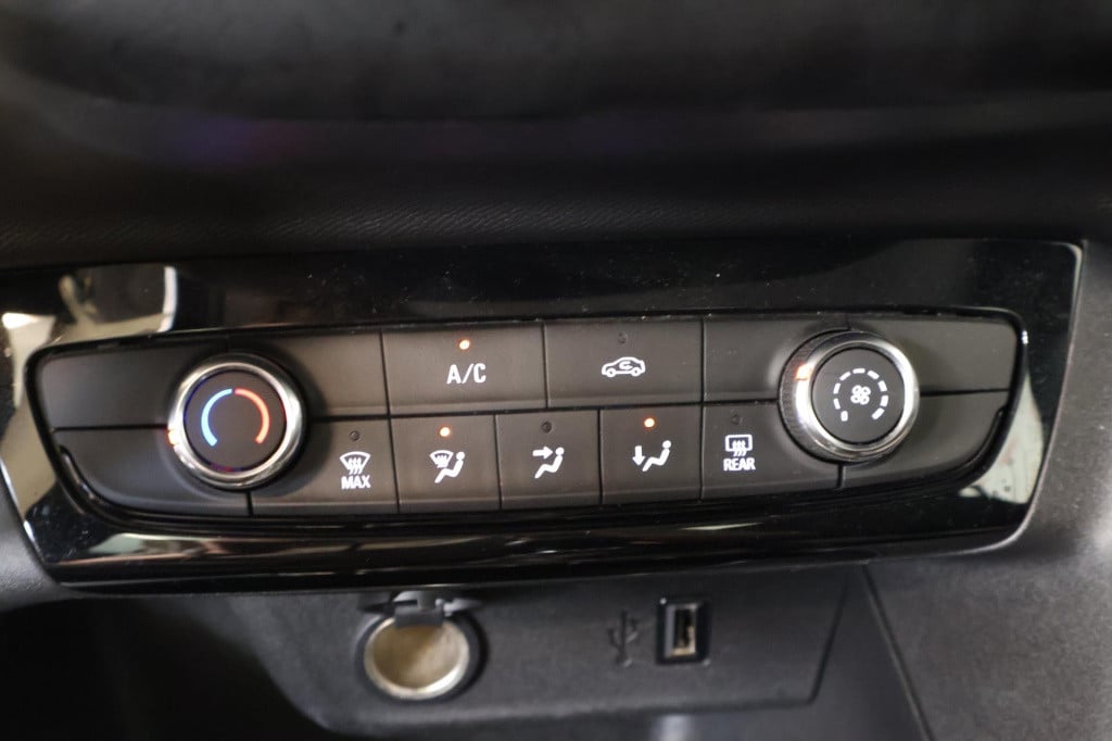 Opel Corsa 1.2 edition nl auto, airco, cruise controle