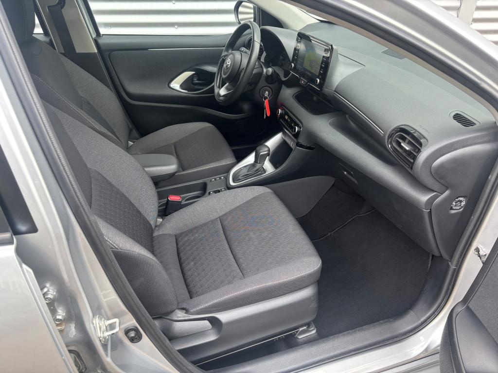 Toyota Yaris 1.5 hybrid 115 active