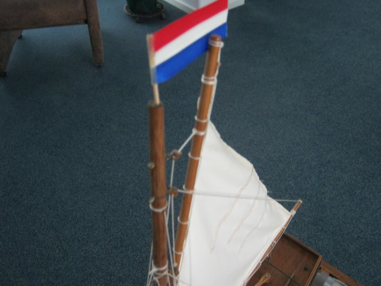 Houten Zeilboot.