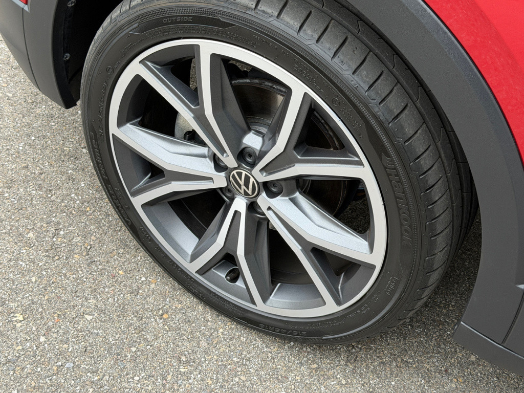 Volkswagen T-cross 1.0 tsi 116pk style | trekhaak | camera | navi | led gri