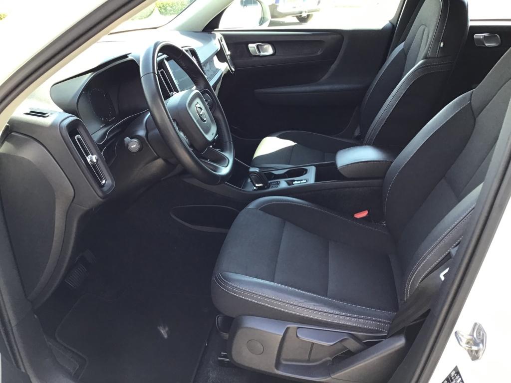 Volvo XC40 t4 190pk aut. momentum nieuwstaat i parkassist i navigatie i cru