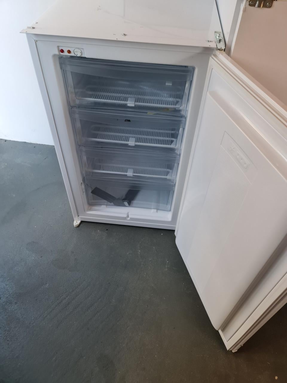 Inbouw diepvries 55x65