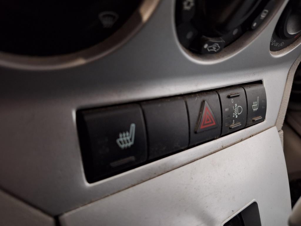 Dodge Caliber 2.0 sxt | stoelverwarming | trekhaak