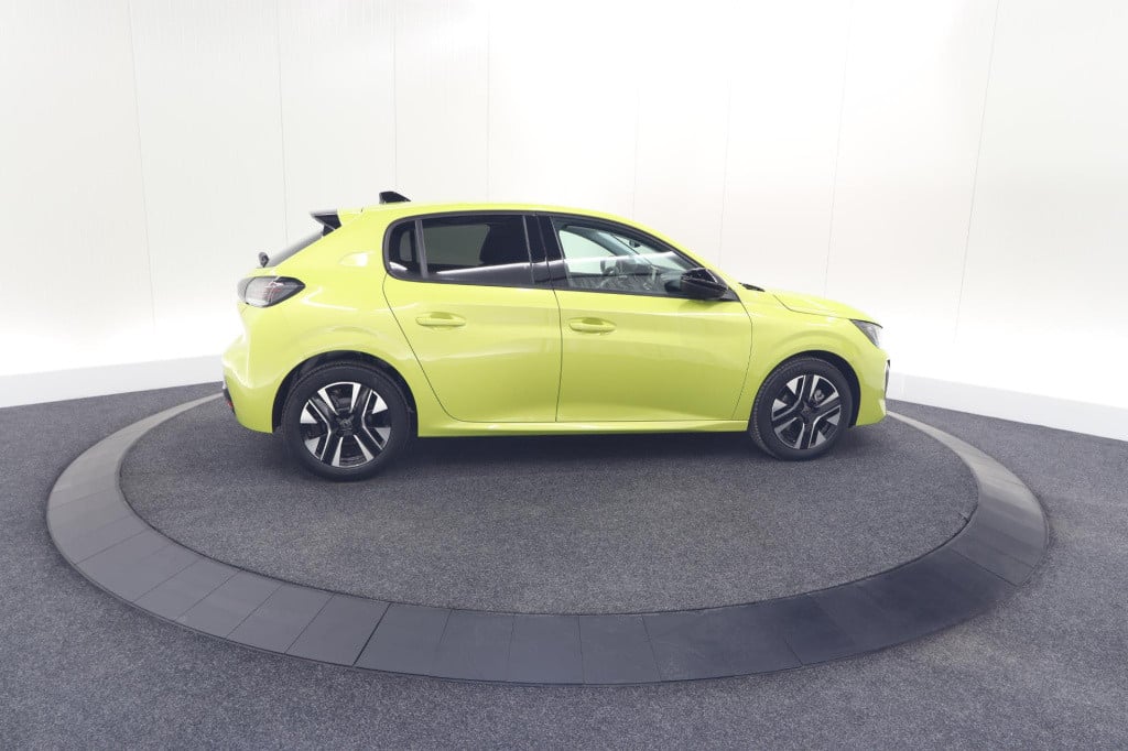 Peugeot 208 puretech 100 allure | parkeersensoren | apple carplay | climate