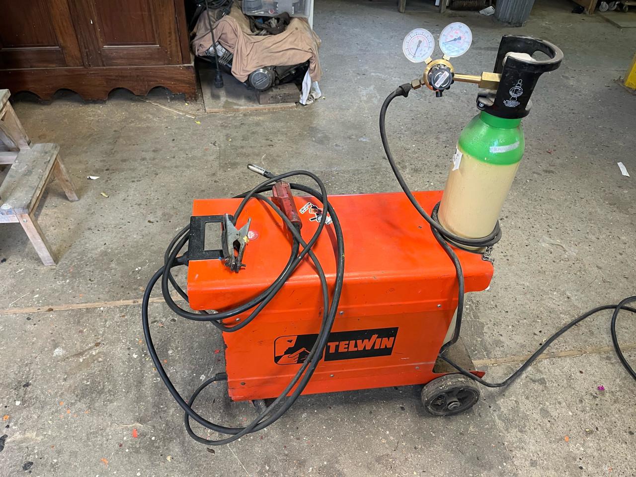 Lasapparaat Telwin Mastermig 251 380V