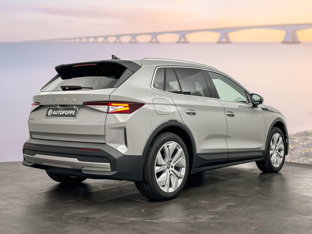 Skoda Elroq business edition tour elektromotor 210 kw / 286 pk