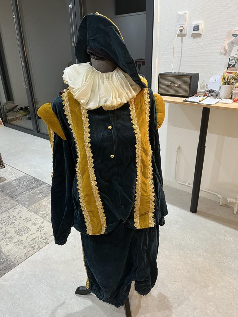 2 roetveeg pieten pakken