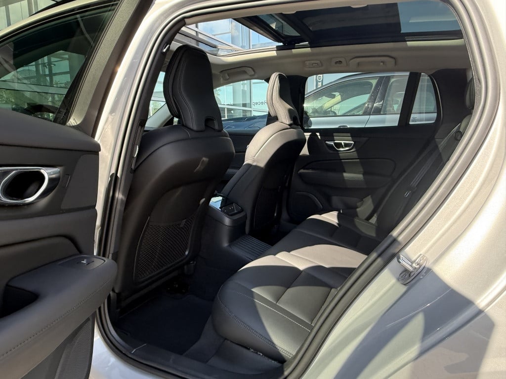 Volvo V60 v60 t6 twin engine awd plus dark
