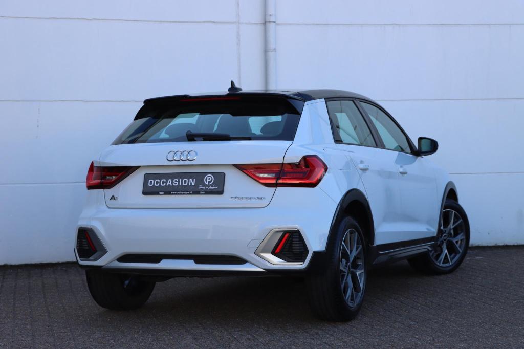 Audi A1 citycarver 25 tfsi epic 95pk