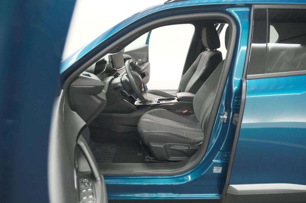 Peugeot 2008 puretech 100 allure | apple carplay | parkeersensoren | climat