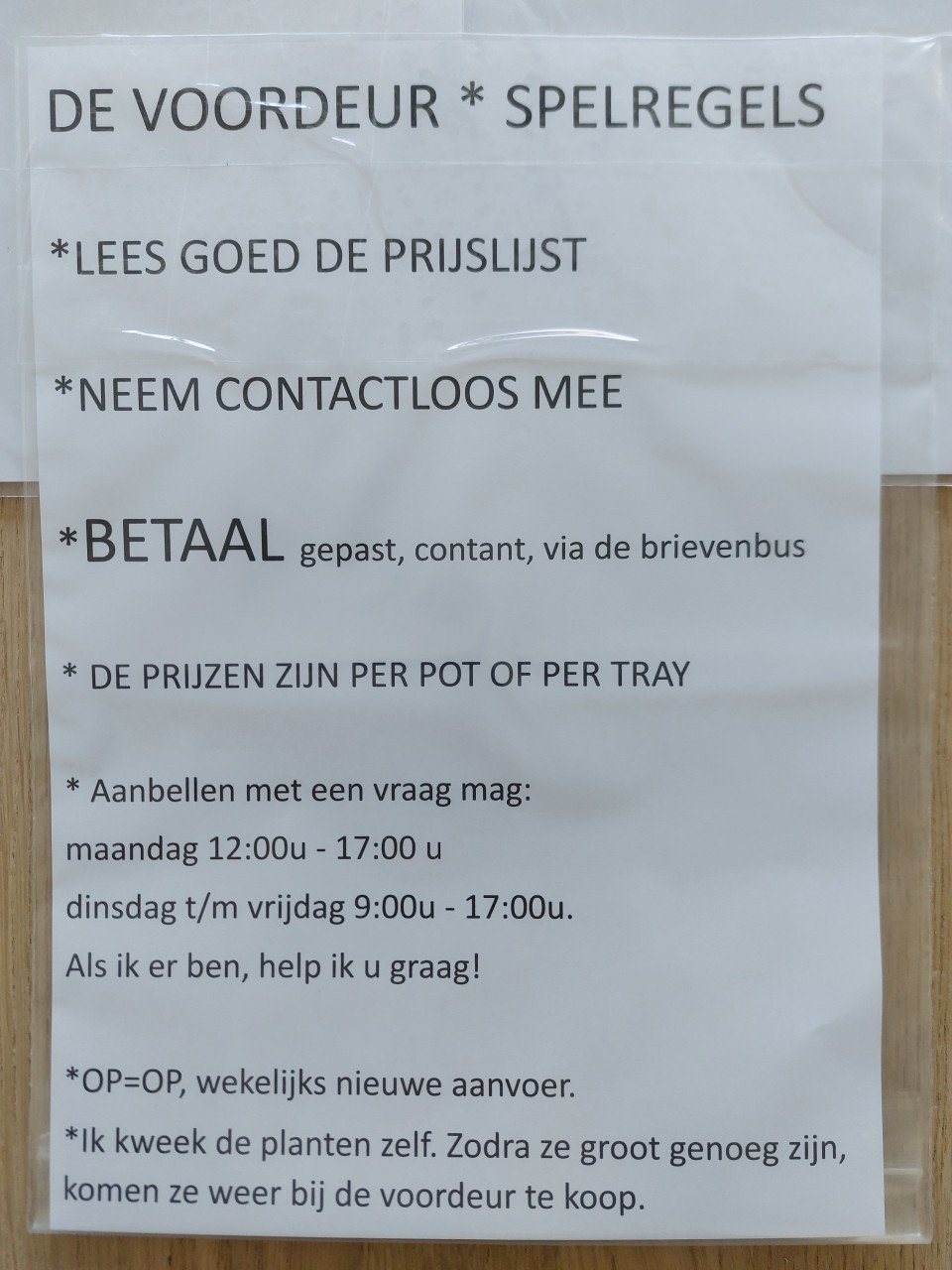 SIERTUIN EN MOESTUIN PLANTEN + BOMEN bij DE VOORDEUR